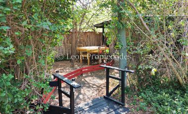 Leon Propiedades venda Gran sitio con casa en Avenida O’Higgins, Curacaví centro.