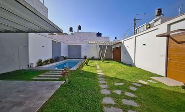 LUJOSA CASA EN VENTA EN TACNA