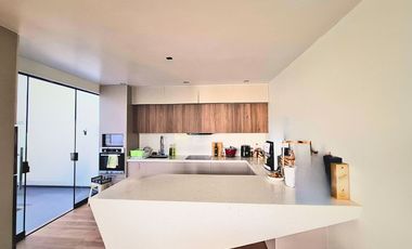 LUJOSA CASA EN VENTA EN TACNA