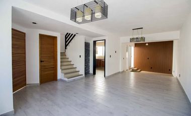 CASA EN VENTA EN FRACCIONAMIENTO ACACIAS