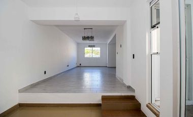 CASA EN VENTA EN FRACCIONAMIENTO ACACIAS