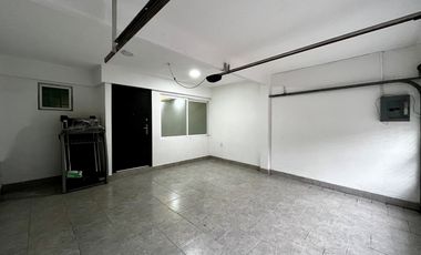 Cómoda Casa en venta de 2 recámaras en Col. El Manantial con amplia terraza