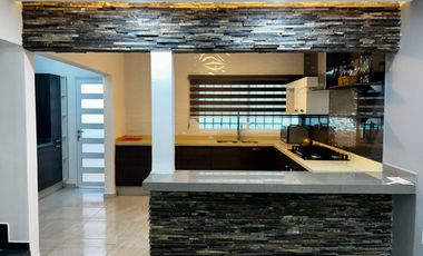 Cómoda Casa en venta de 2 recámaras en Col. El Manantial con amplia terraza