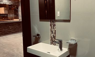 Cómoda Casa en venta de 2 recámaras en Col. El Manantial con amplia terraza