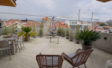 CASA DE LUJO EN RENTA– SECTOR PRIVILEGIADO, Cuenca