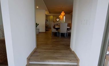 CASA DE LUJO EN RENTA– SECTOR PRIVILEGIADO, Cuenca