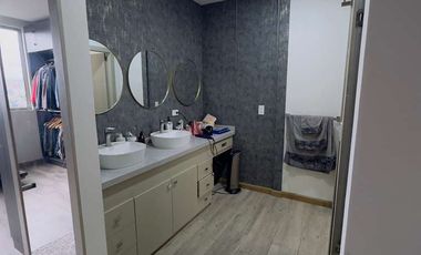 CASA DE LUJO EN RENTA– SECTOR PRIVILEGIADO, Cuenca