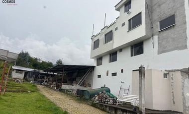 Casa de venta en Otavalo sector Agato, 3373 m2