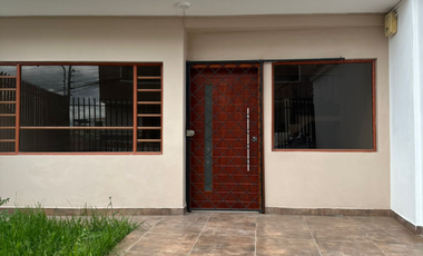 Venta de Casa Sector Emov de Misicata, Cuenca