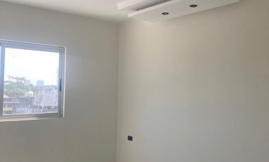 Casa con 3 recámaras en Col. Primero de Mayo Sur en PREVENTA