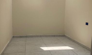 Casa con 3 recámaras en Col. Primero de Mayo Sur en PREVENTA