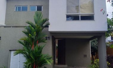 Arriendo casa esquinera 3 habitaciones en Conjunto Residencial Quetzal – Ciudad Country | Jamundí