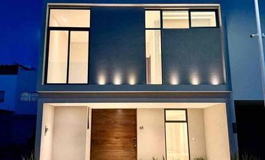 Casa en venta en Solares Residencial