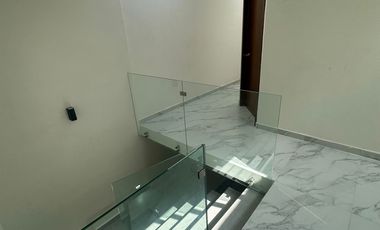 VENTA Casa de 3 recámaras en Col. Primero de Mayo Sur