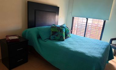 RENTA DEE CASA AMUEBLADA EN BOSQUES DEL DORADO SALIDA LEON SILAO  3 RECAMARAS