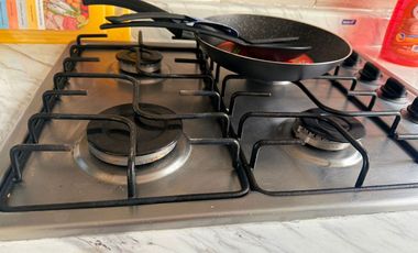 RENTA DEE CASA AMUEBLADA EN BOSQUES DEL DORADO SALIDA LEON SILAO  3 RECAMARAS