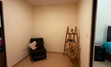 RENTA DEE CASA AMUEBLADA EN BOSQUES DEL DORADO SALIDA LEON SILAO  3 RECAMARAS