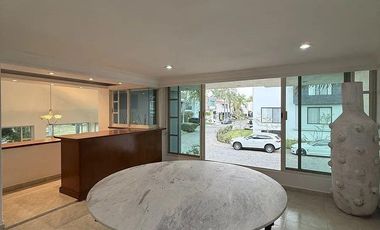 Valle Real, hermosa residencia de 4 recámaras