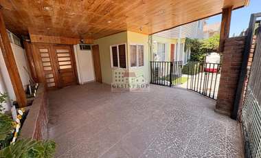 Casa Con Piscina 5d/2b, Villa Jardines De Santa María, Maipú