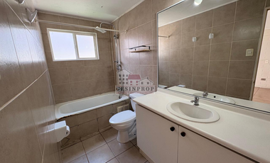 Casa Con Piscina 5d/2b, Villa Jardines De Santa María, Maipú