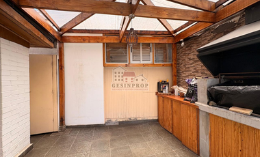 Casa Con Piscina 5d/2b, Villa Jardines De Santa María, Maipú