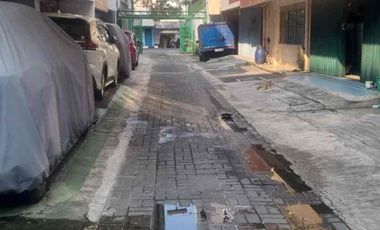 Ruko 3 lantai di tambora jakbar