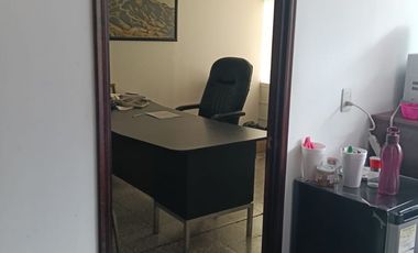 LOCAL O BODEGA EN VENTA EN EL CENTRO HISTORICO