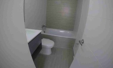 Arriendo lujoso departanento metro Santa Ana metro Cumming