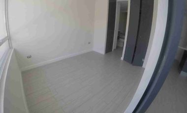 Arriendo lujoso departanento metro Santa Ana metro Cumming