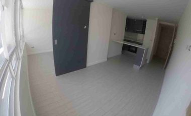 Arriendo lujoso departanento metro Santa Ana metro Cumming