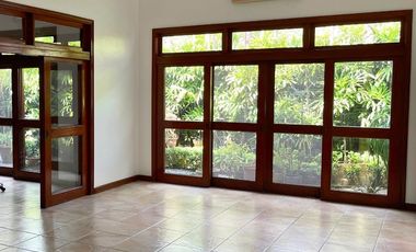 Dasmarinas Village House for Sale! Makati City