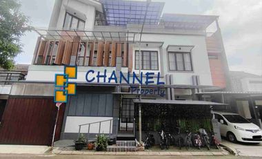 DIJUAL RUMAH MEWAH ADA KOLAM RENANG DALAM BINTARO JAYA