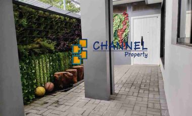 DIJUAL RUMAH MEWAH ADA KOLAM RENANG DALAM BINTARO JAYA