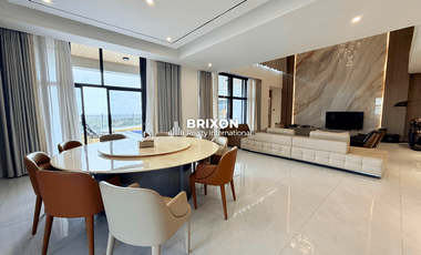 Luxury 3-Storey Hillside Villa with Pool in Clark near Golf Course Sun Valley D'heights