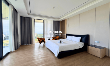 Luxury 3-Storey Hillside Villa with Pool in Clark near Golf Course Sun Valley D'heights