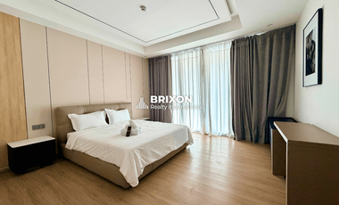 Luxury 3-Storey Hillside Villa with Pool in Clark near Golf Course Sun Valley D'heights