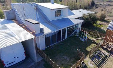 Propiedad en Doradillo ,casa,departamento,invernadero,patio parquizado