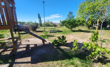 Propiedad en Doradillo ,casa,departamento,invernadero,patio parquizado