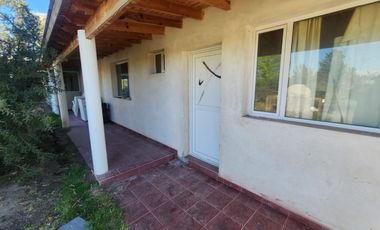 Propiedad en Doradillo ,casa,departamento,invernadero,patio parquizado