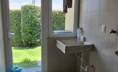 Casa en renta en exclusivo Arces Residencial, Metepec