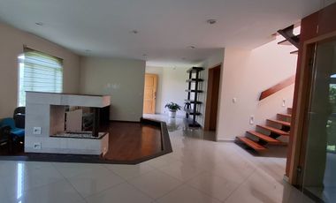 Casa en renta en exclusivo Arces Residencial, Metepec