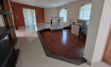 Casa en renta en exclusivo Arces Residencial, Metepec