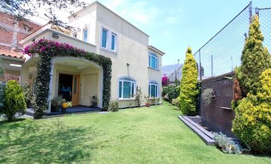 Casa en renta en exclusivo Arces Residencial, Metepec