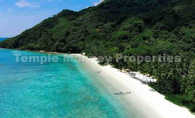 EXCLUSIVE BEACHFRONT RESORT