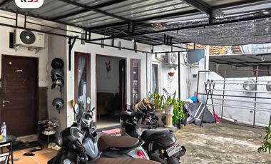 FOR SALE MODERN HOUSE 2ND FLOOR WITH SPACIOUS TERRACE AT DENPASAR BARAT