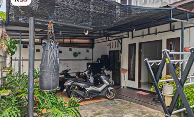 FOR SALE MODERN HOUSE 2ND FLOOR WITH SPACIOUS TERRACE AT DENPASAR BARAT