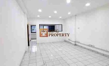 Disewa Ruko 3,5Lantai Ex Bank Jembatan Lima Prime Spot, Cocok untuk Usaha Apapun, Profit Tinggi