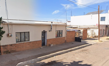 Vive la experiencia de comprar inteligente!! Venta de amplia casa en recuperación bancaria entrega de 3 a 6 meses, COLONIA REPÚBLICA, CUAUHTÉMOC,CHIH.