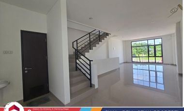 Sewa Ruko Baru Gress! Desain Modern 3 Lantai, Parkir Luas Unit Komersial Eksklusif 2026 Bangunan Baru Lokasi Strategis Dan Bebas Banjir Di Metland Men