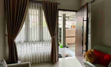 Dijual Rumah 1,5 lantai,di Taman Bumi prima, cibabat Cimahi bisa nego keras.